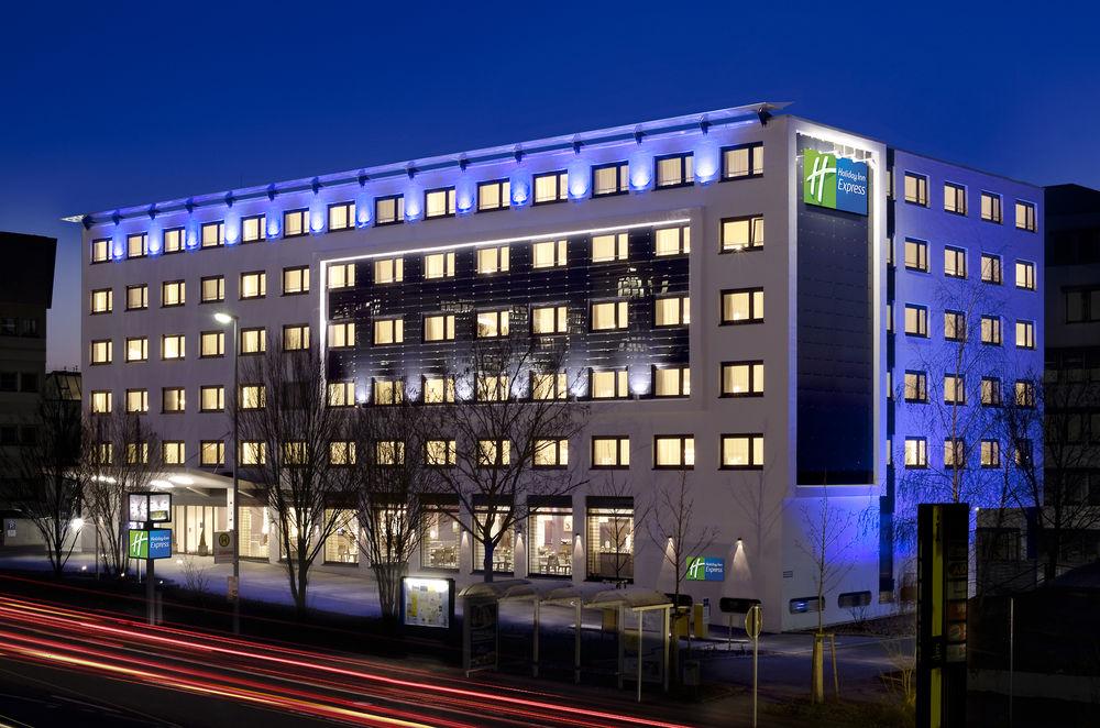 Holiday Inn Express Stuttgart Airport, An Ihg Hotel 라인펠덴에흐터딘겐 외부 사진