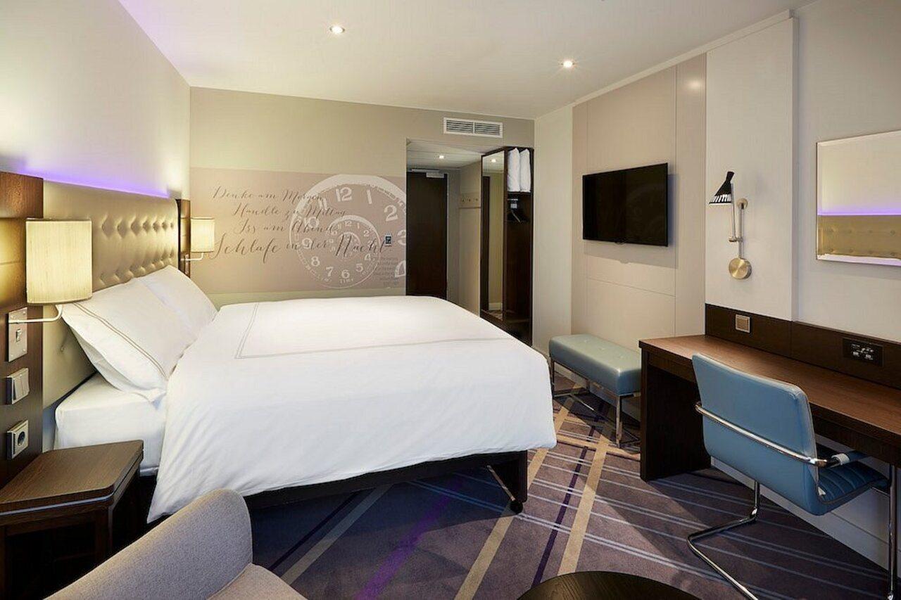 Holiday Inn Express Stuttgart Airport, An Ihg Hotel 라인펠덴에흐터딘겐 외부 사진