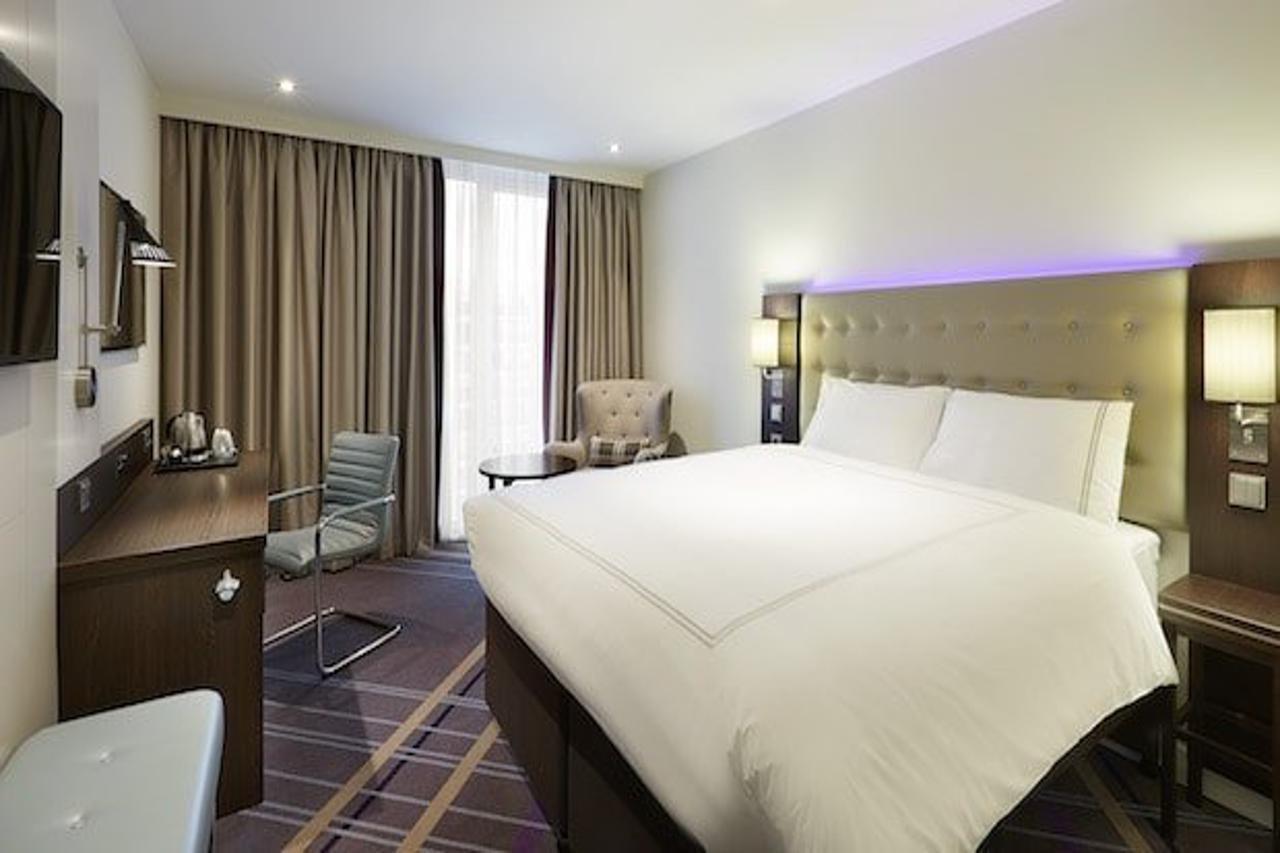 Holiday Inn Express Stuttgart Airport, An Ihg Hotel 라인펠덴에흐터딘겐 외부 사진
