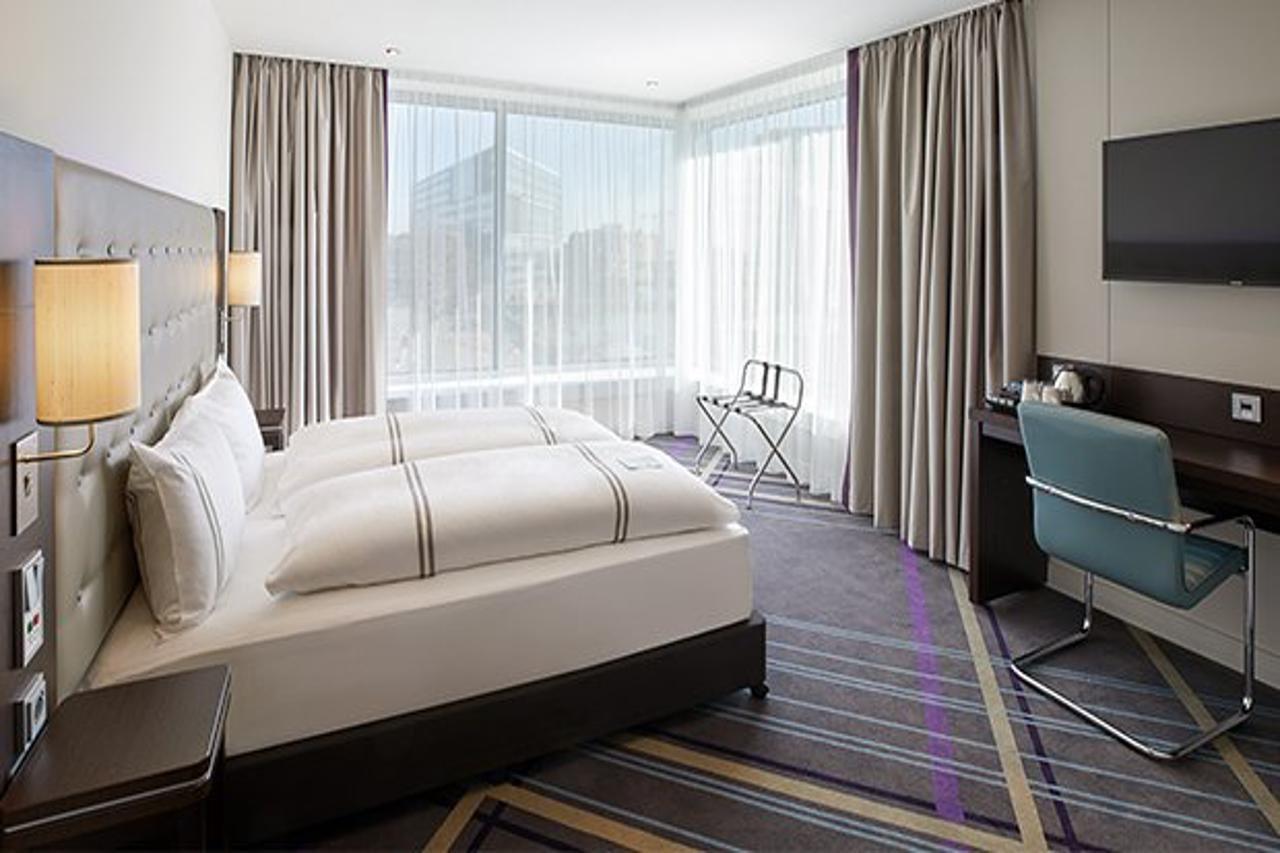 Holiday Inn Express Stuttgart Airport, An Ihg Hotel 라인펠덴에흐터딘겐 외부 사진