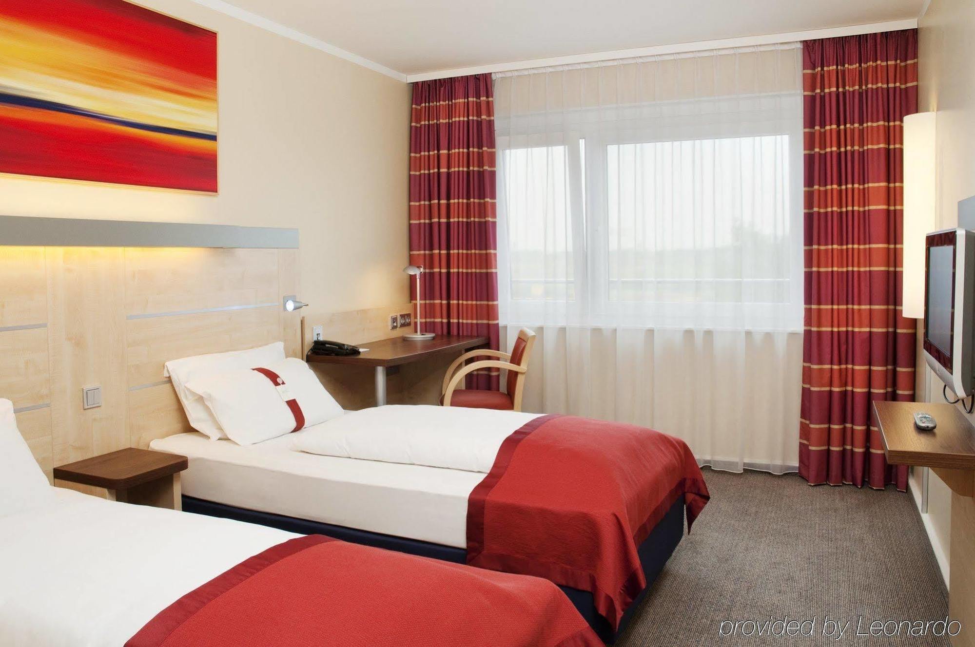 Holiday Inn Express Stuttgart Airport, An Ihg Hotel 라인펠덴에흐터딘겐 외부 사진
