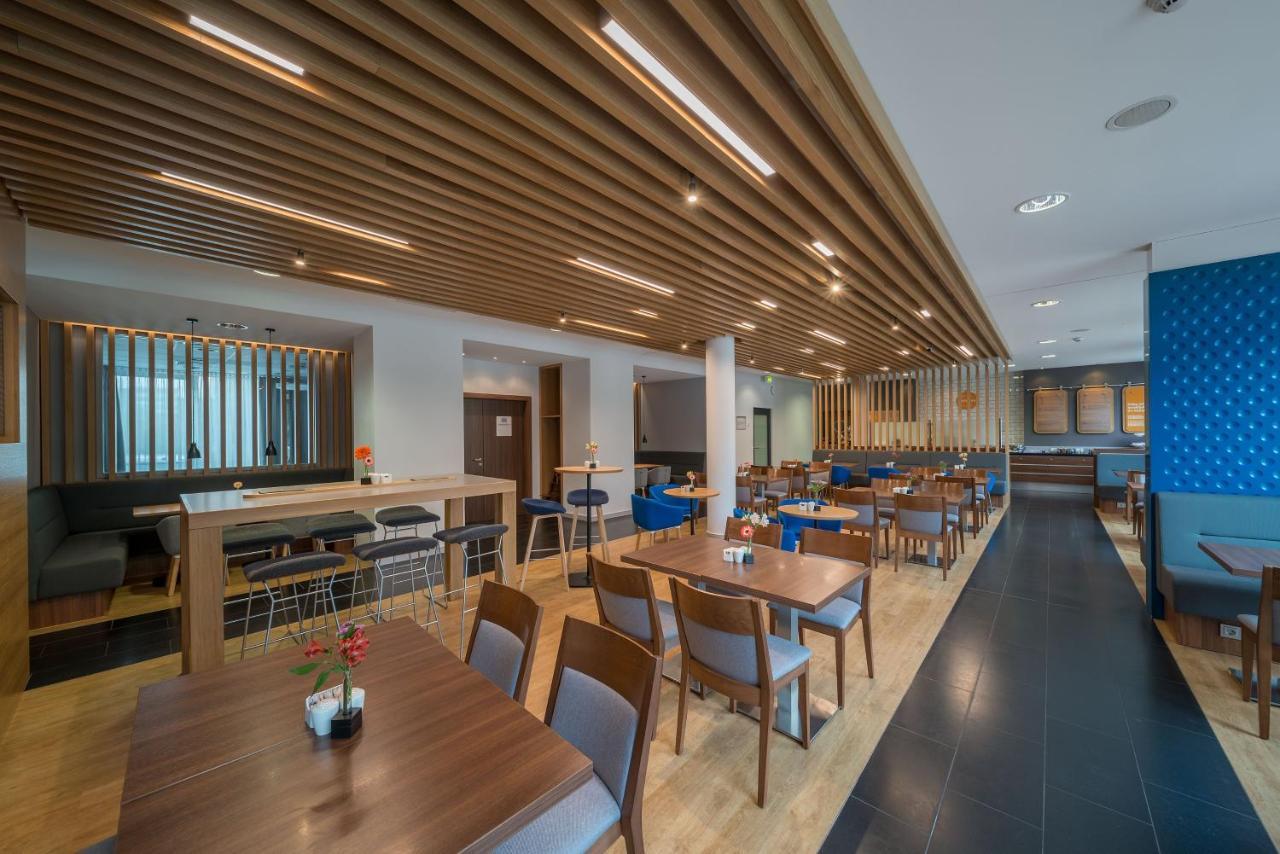 Holiday Inn Express Stuttgart Airport, An Ihg Hotel 라인펠덴에흐터딘겐 외부 사진