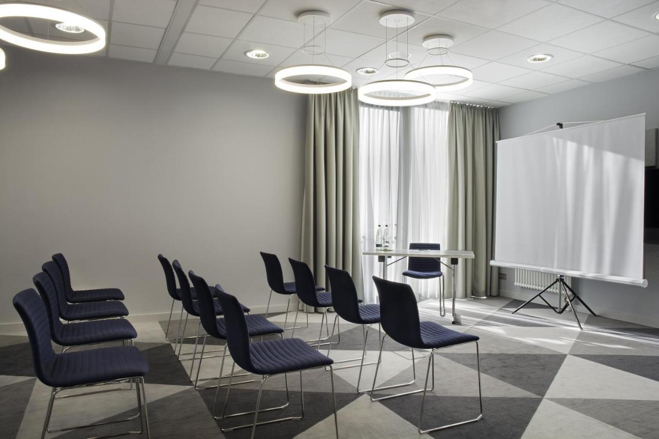 Holiday Inn Express Stuttgart Airport, An Ihg Hotel 라인펠덴에흐터딘겐 외부 사진