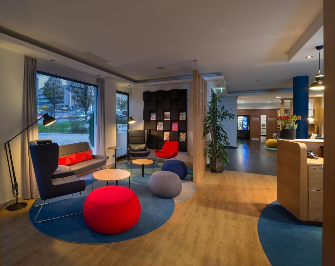 Holiday Inn Express Stuttgart Airport, An Ihg Hotel 라인펠덴에흐터딘겐 외부 사진