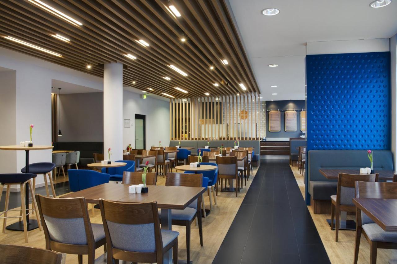 Holiday Inn Express Stuttgart Airport, An Ihg Hotel 라인펠덴에흐터딘겐 외부 사진